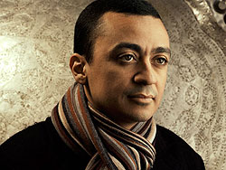 http://www.mairie-villetaneuse.fr/images/villetaneuse/actus/2011_03/salim_bachi.jpg
