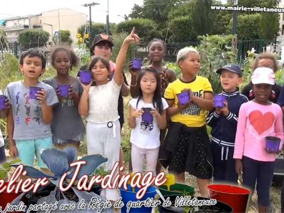 Les enfants des centres de loisirs cet été au Jardin partagé