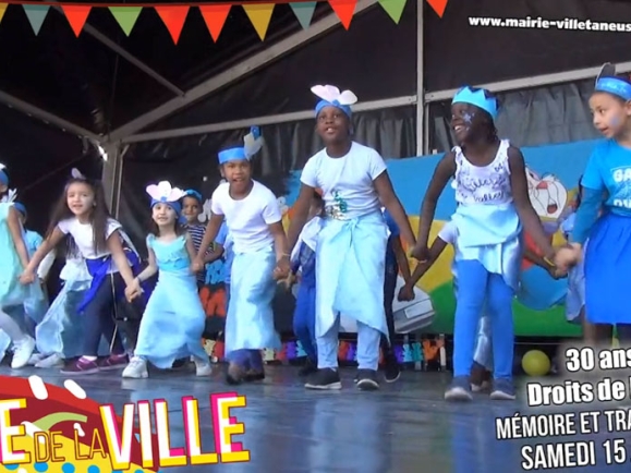 "Enfants du monde" : spectacle des enfants de Villetaneuse